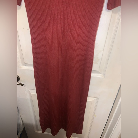 REFORMATION
Olympia Midi ribbed Dress In Rust revolve designer spring party boho - Picture 11 of 11